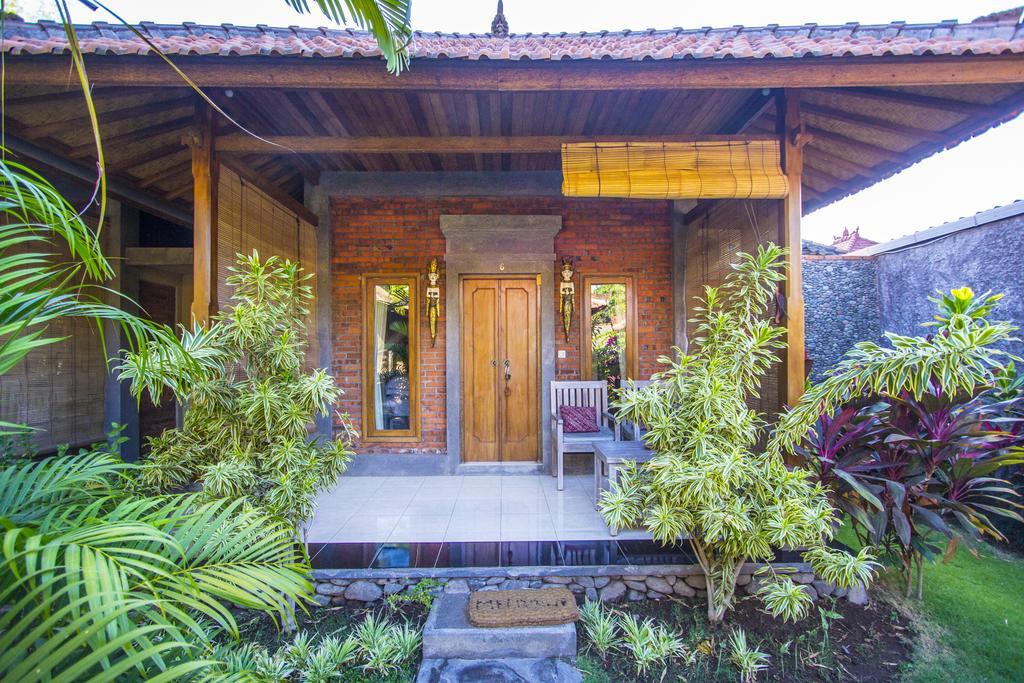 Global 2* Pemuteran (Bali)