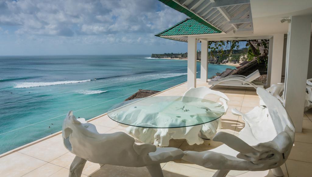 Morabito Art Cliff Villa Uluwatu (Bali)