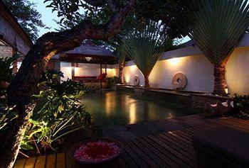 Ellora Hotel 4*