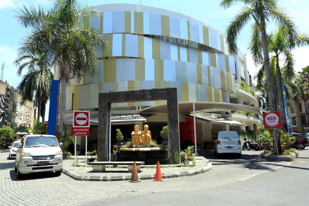Hotel Reddoorz @ Istana Kuta Galeria Kuta (Bali)
