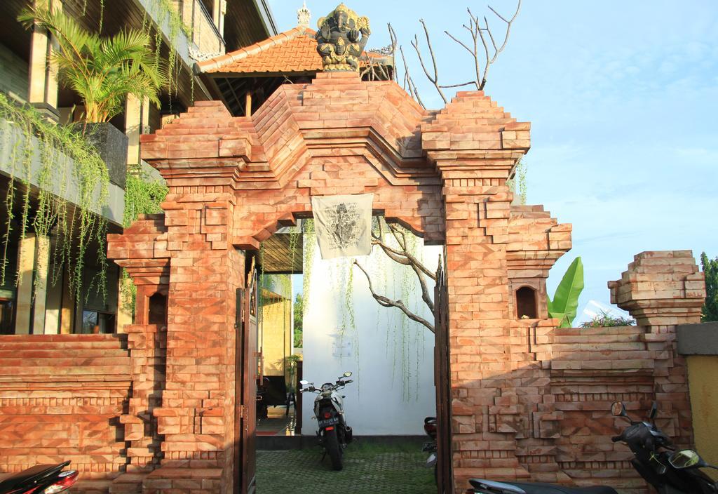 Bima Sakti House 2* Canggu (Bali)