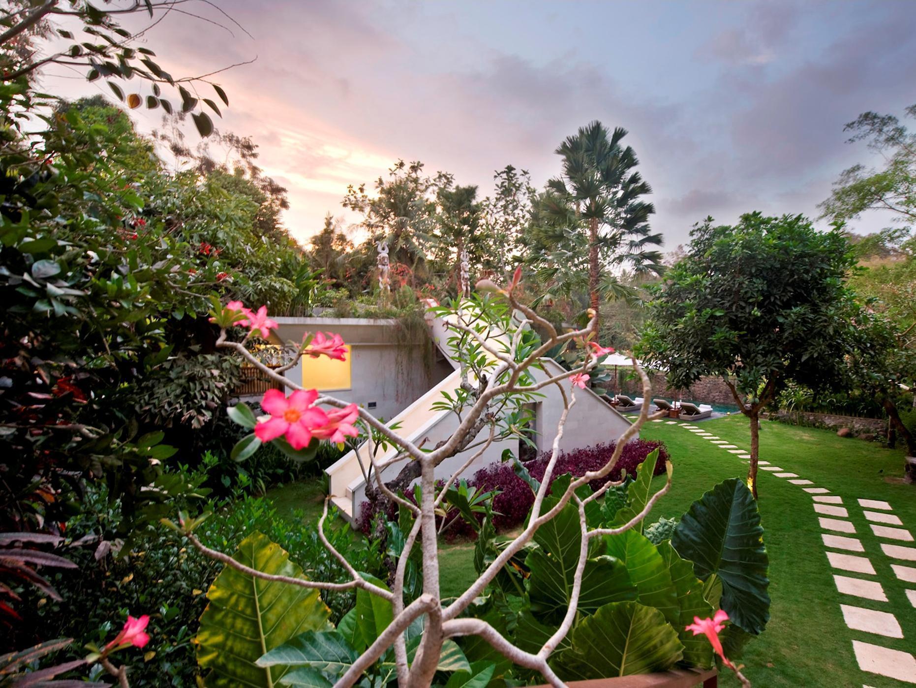 Mantra Nature Retreat 4*