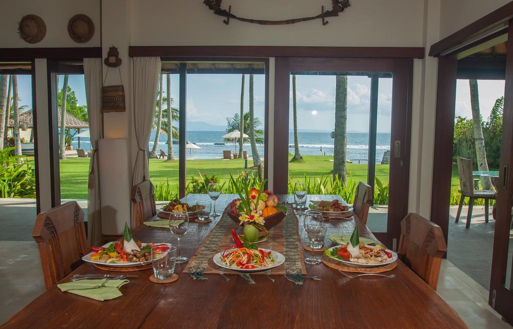 Villa Oceanfront Citakara Sari *