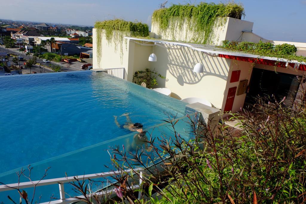 Hotel Atanaya Kuta Bali