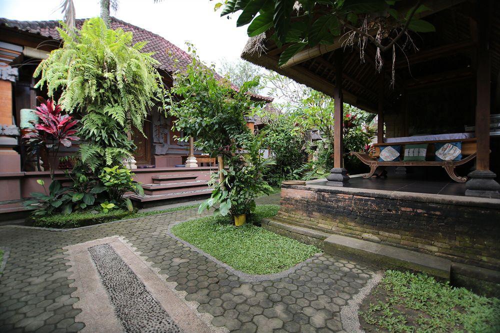 Alam Sari Keliki &