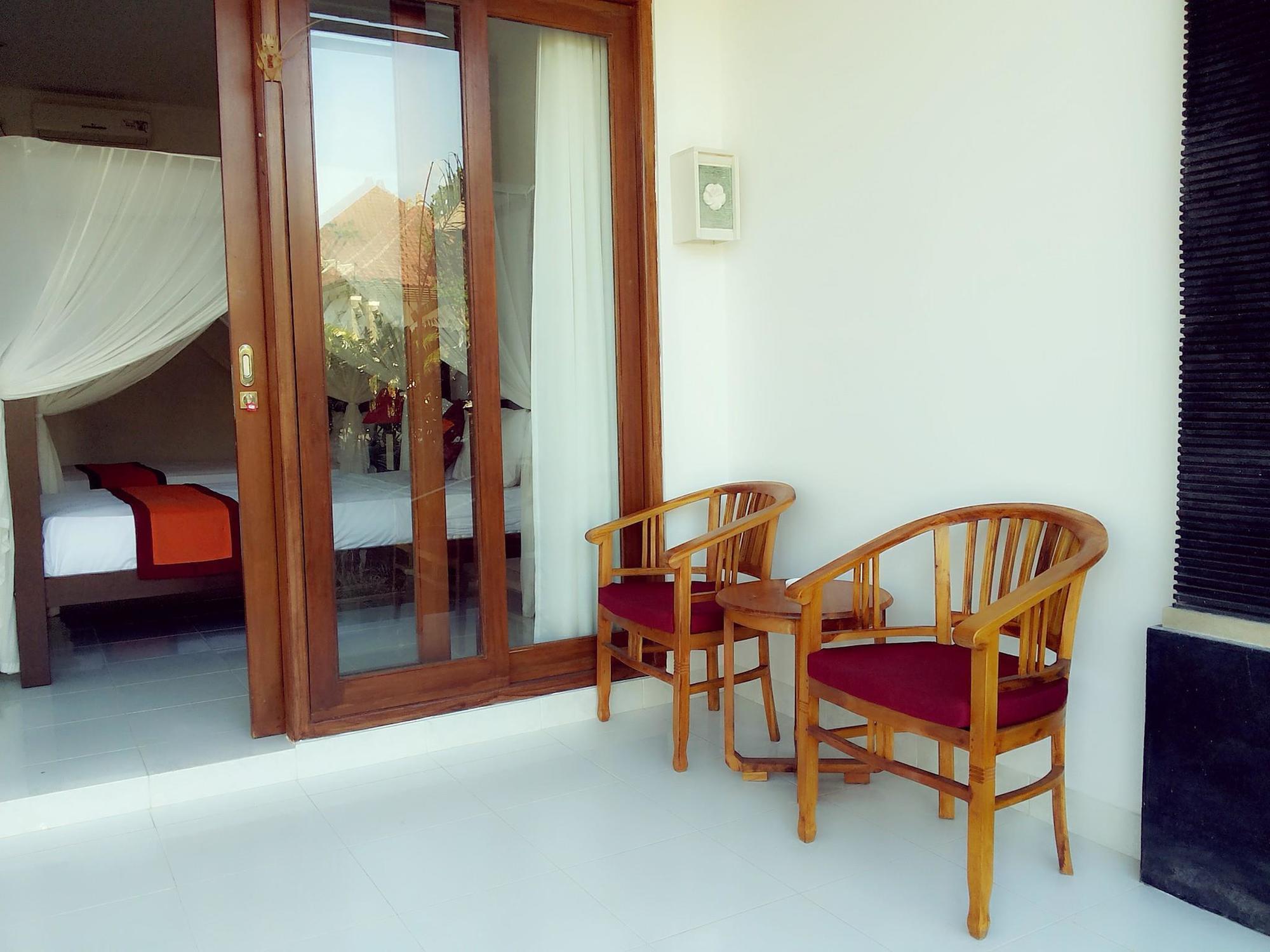Guest house Bingin Family 4*