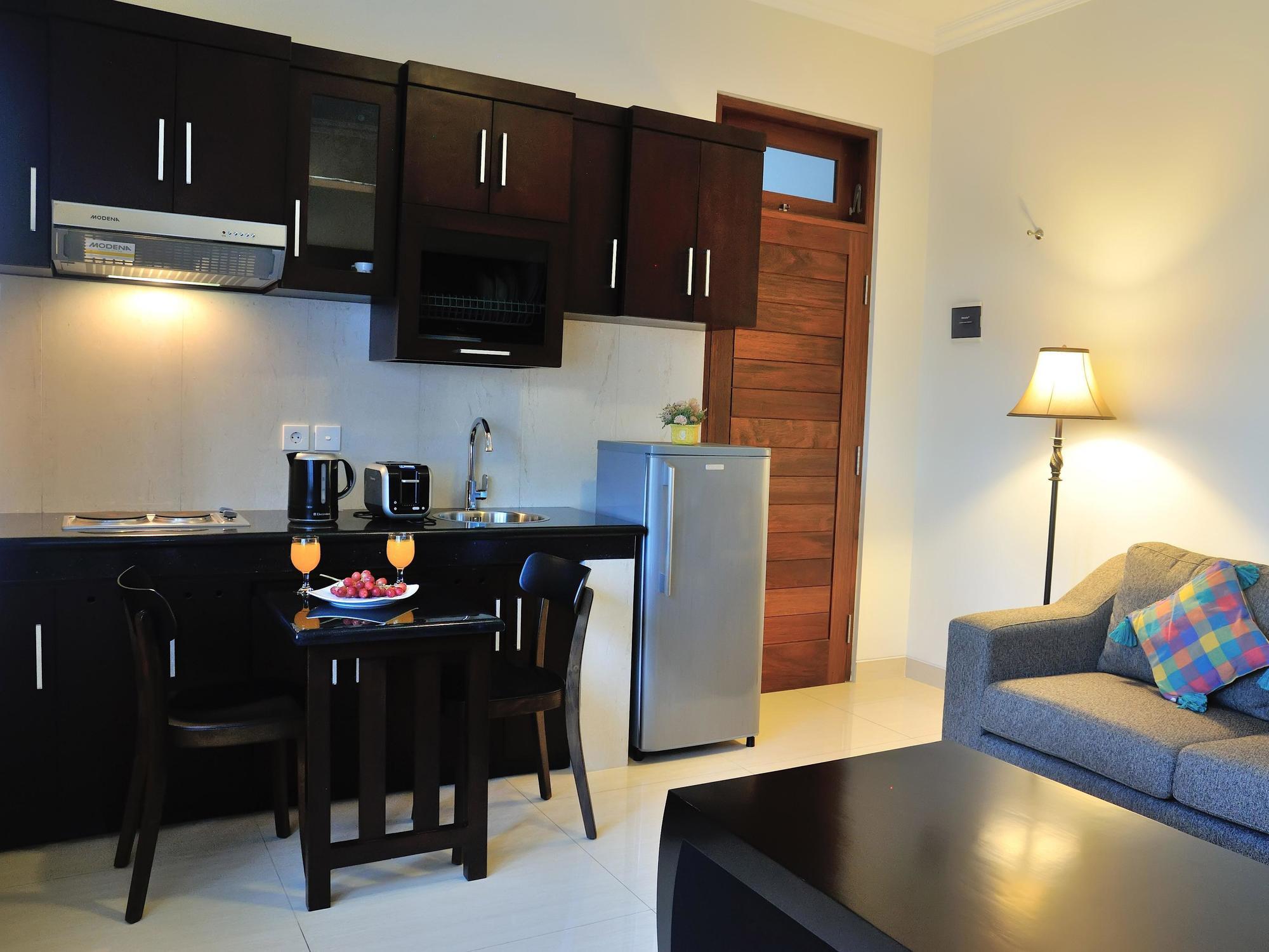 Safira Residences