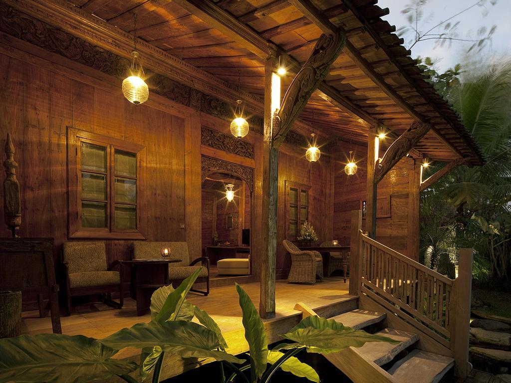 Dea Villa *