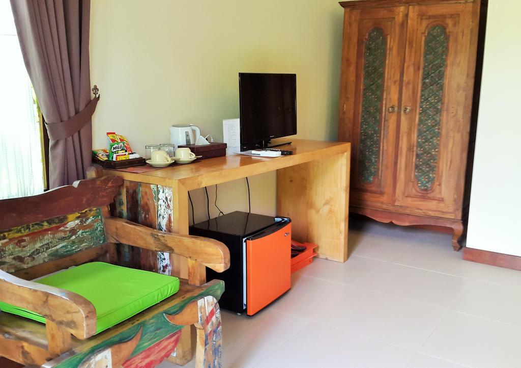 Casa De 3*