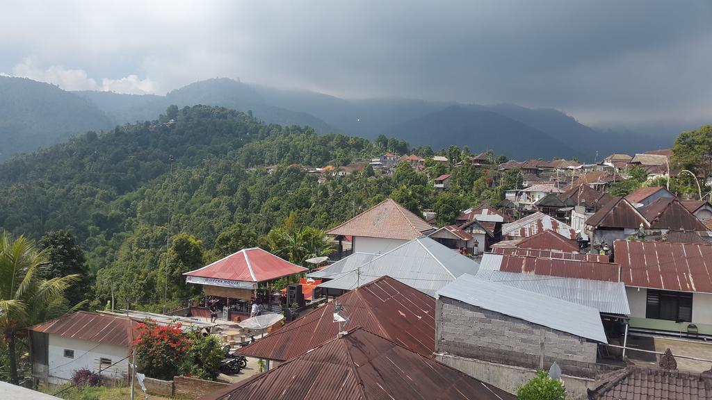 Meme Royak * Munduk (Bali)