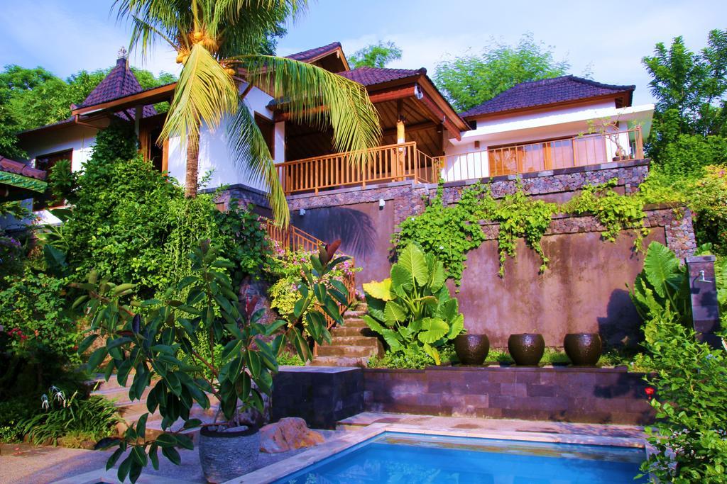Bali Marina Villa's Taman liburan 4*