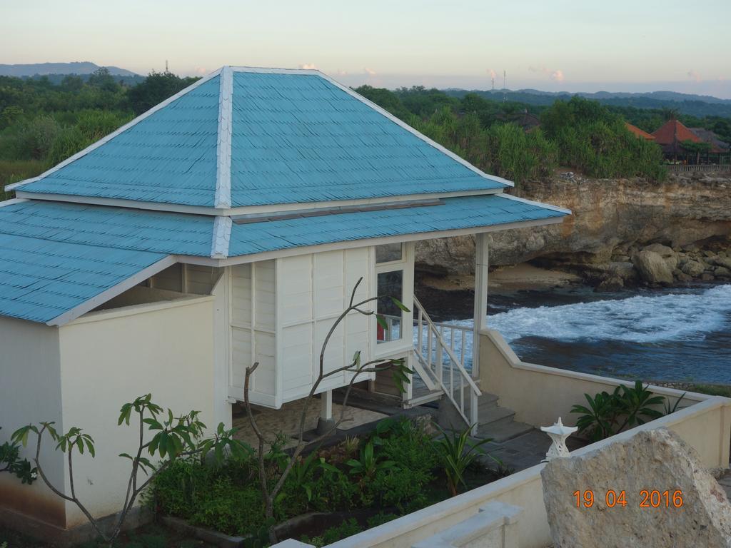 Cliff Park Lembongan Holiday park 3*