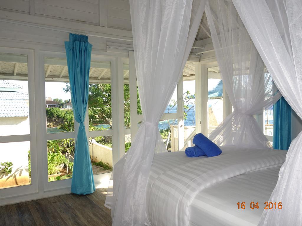 Cliff Park 3*