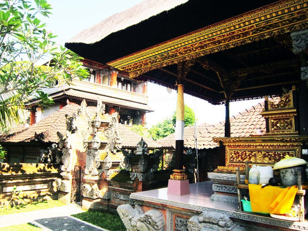 Wisma tamu Tunjung