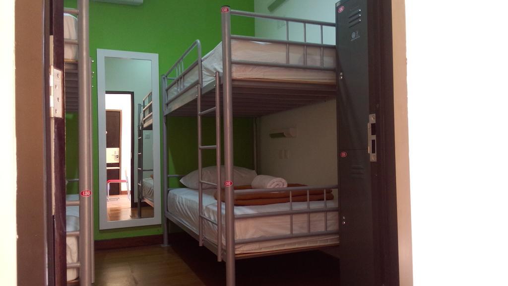 Hostel Cx Kuta Raya