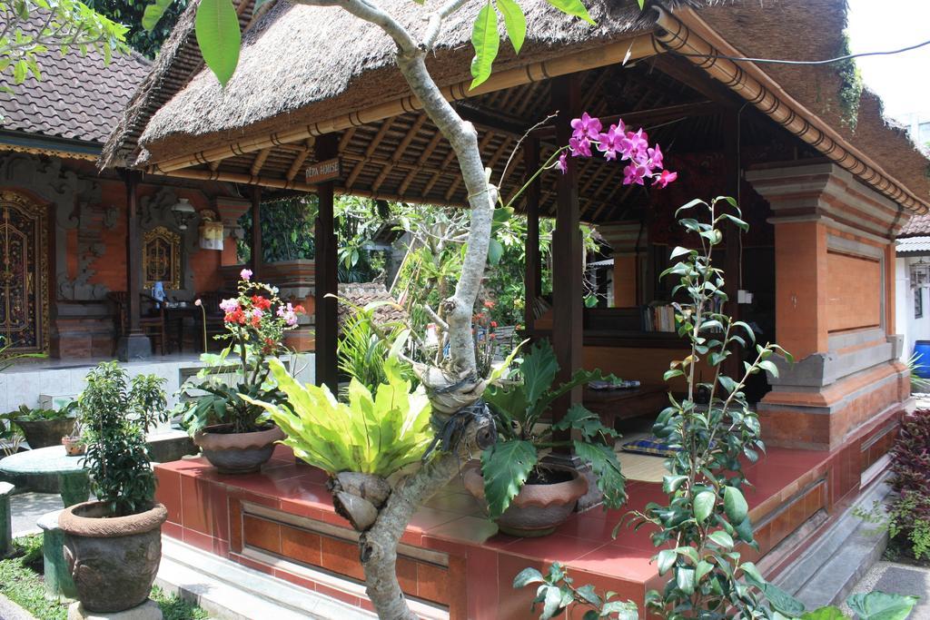 Guest house Depa House