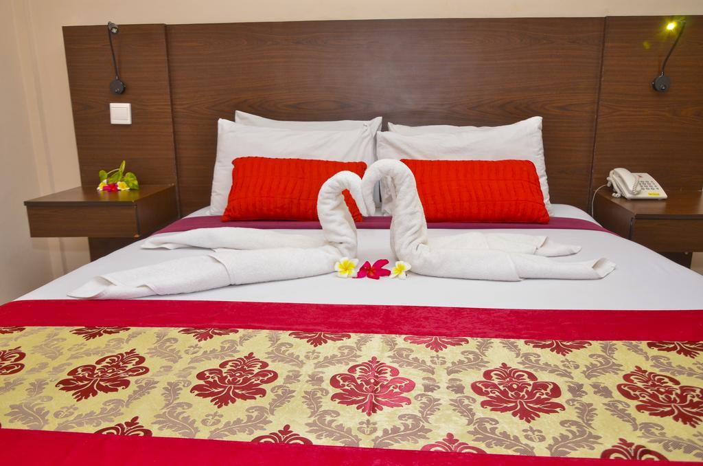 Hotel Indi 2*