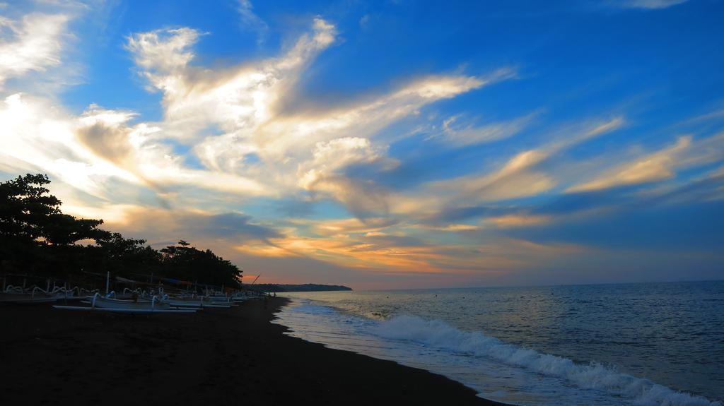 Surya Rainbow Amed (Bali)