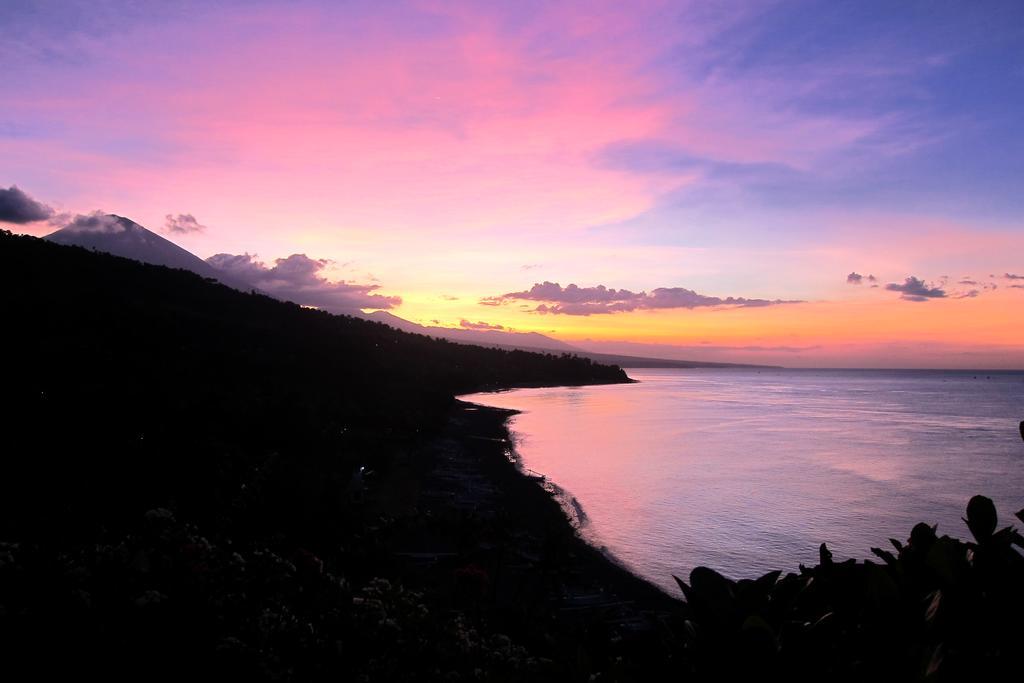 Guest house Waenis Sunset View And Restaurant, Amed, Bali