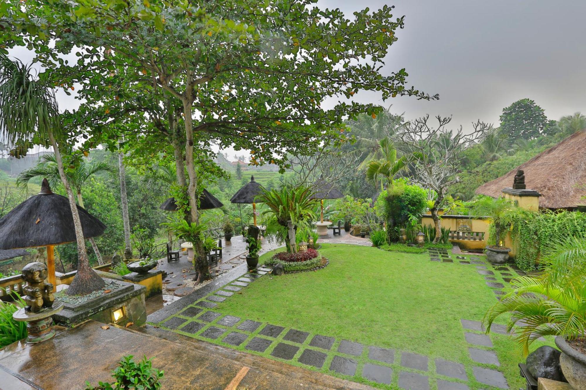 Resor Alam Puri Art Museum & Denpasar (Bali)