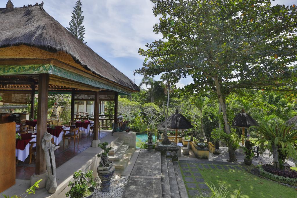 Resor Alam Puri Art Museum & Denpasar (Bali)