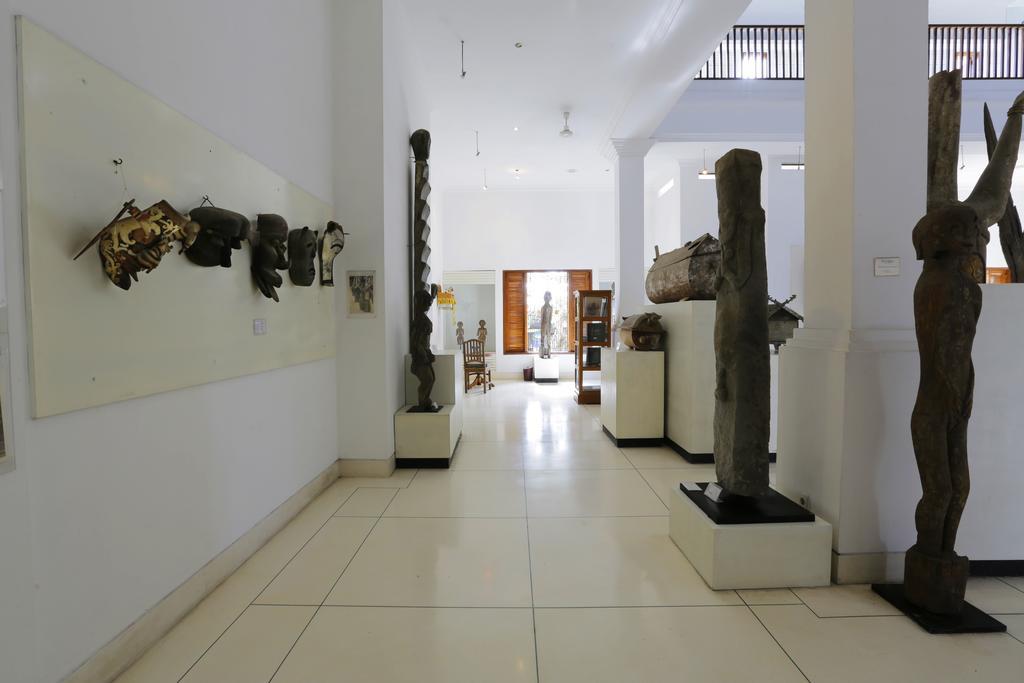 Alam Puri Art Museum & Denpasar (Bali)