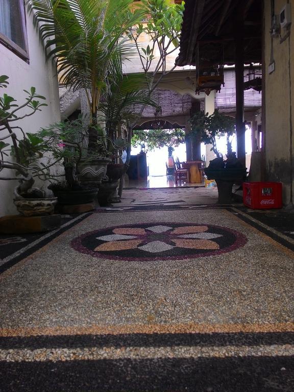 Homestay Sunrise Cafe Amed (Bali)