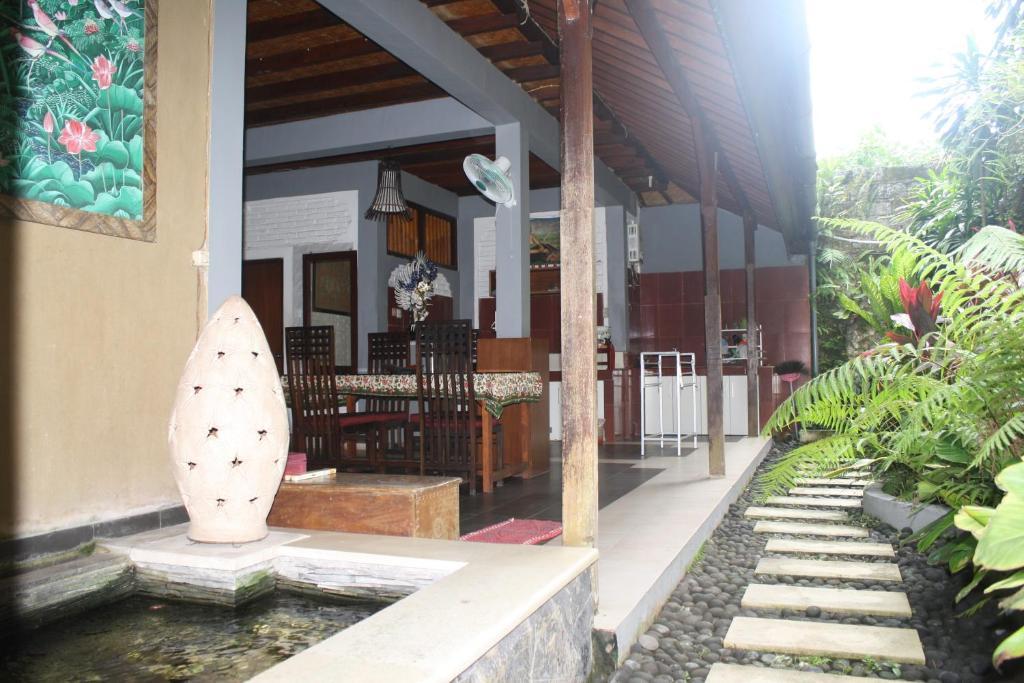 Guest house De Puspa *