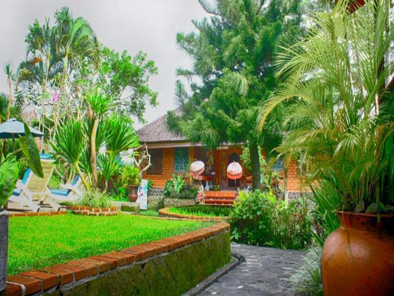 Resort Puri Bunga