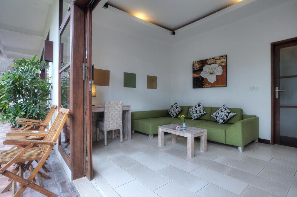 The Seminyak (Bali)