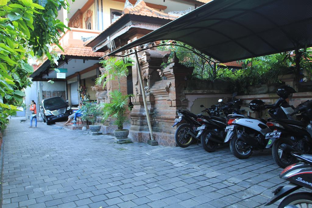 Guest house Cempaka 3 Losmen Kuta (Bali)