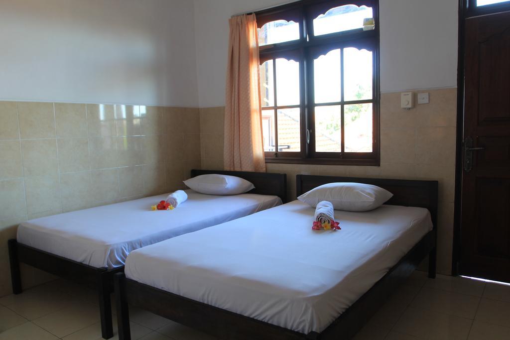 Guest house Cempaka 3 Losmen 2*