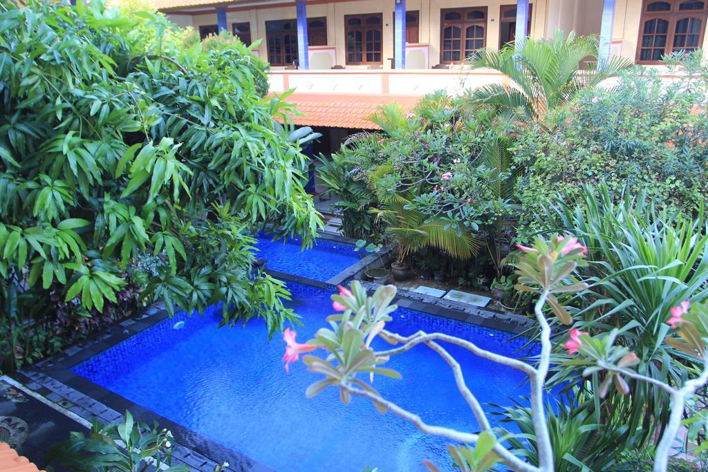 Guest house Cempaka 3 Losmen 2*