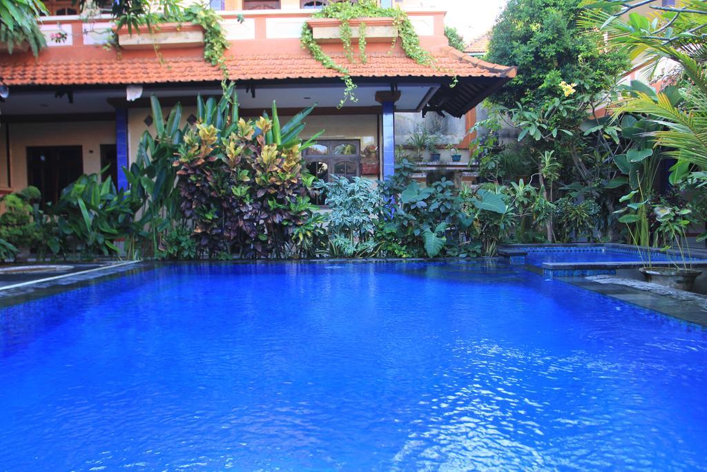 Guest house Cempaka 3 Losmen