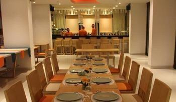Hotel Harris Raya Kuta Bali 4*