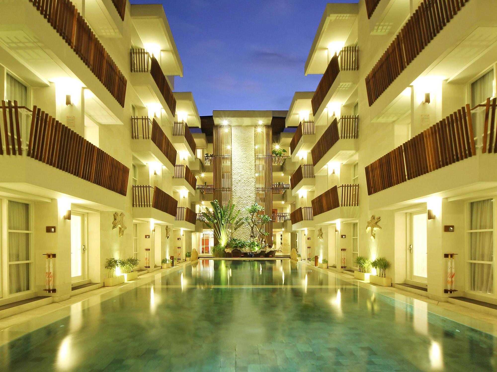 Hotel Express Bali Sunset Road By Ihg Kuta (Bali)