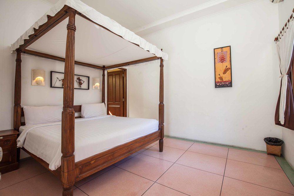 Villa Putu Bali & *