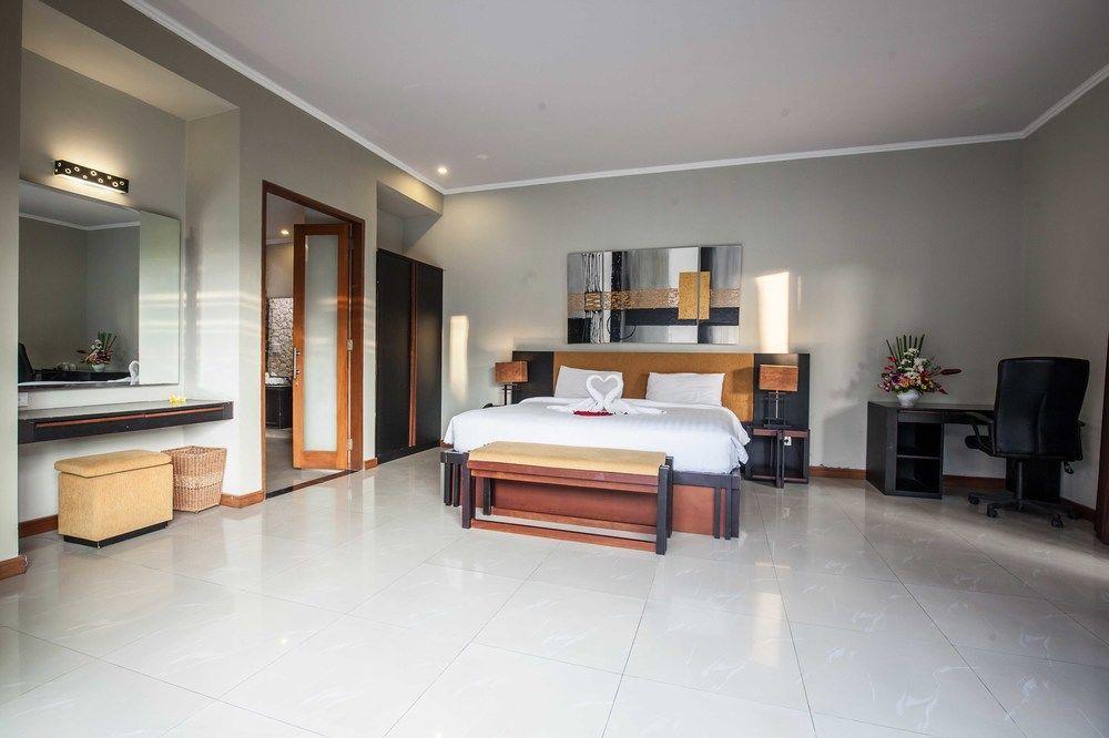 Putu Bali & Seminyak (Bali)