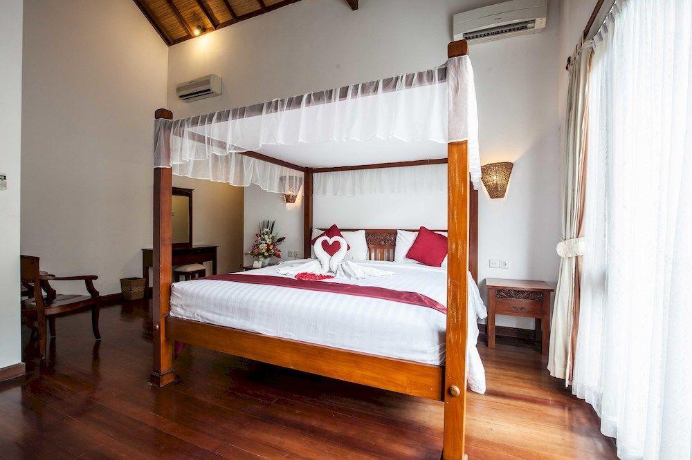 Putu Bali & Seminyak (Bali)