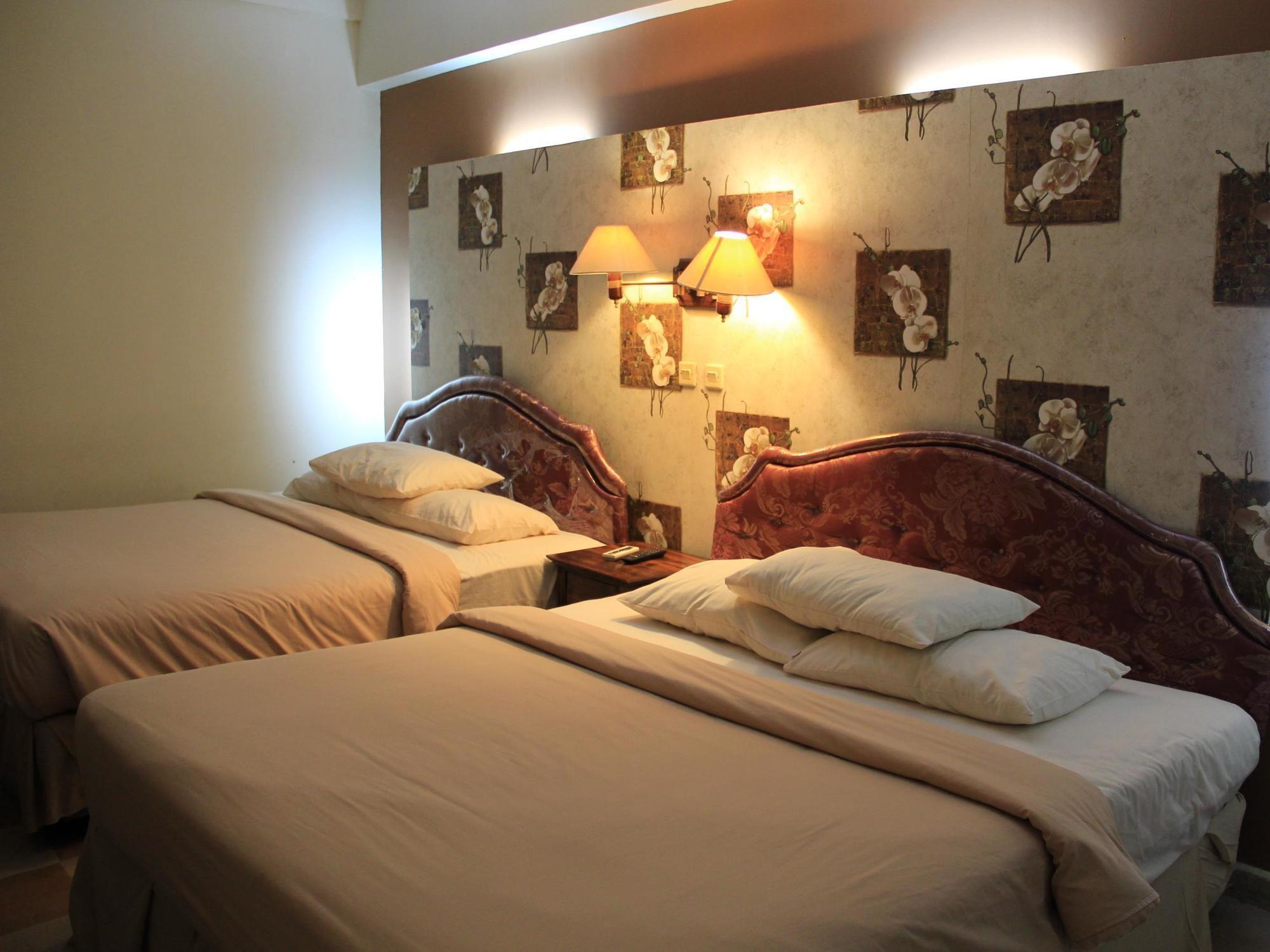 Hotel Nathan 3*