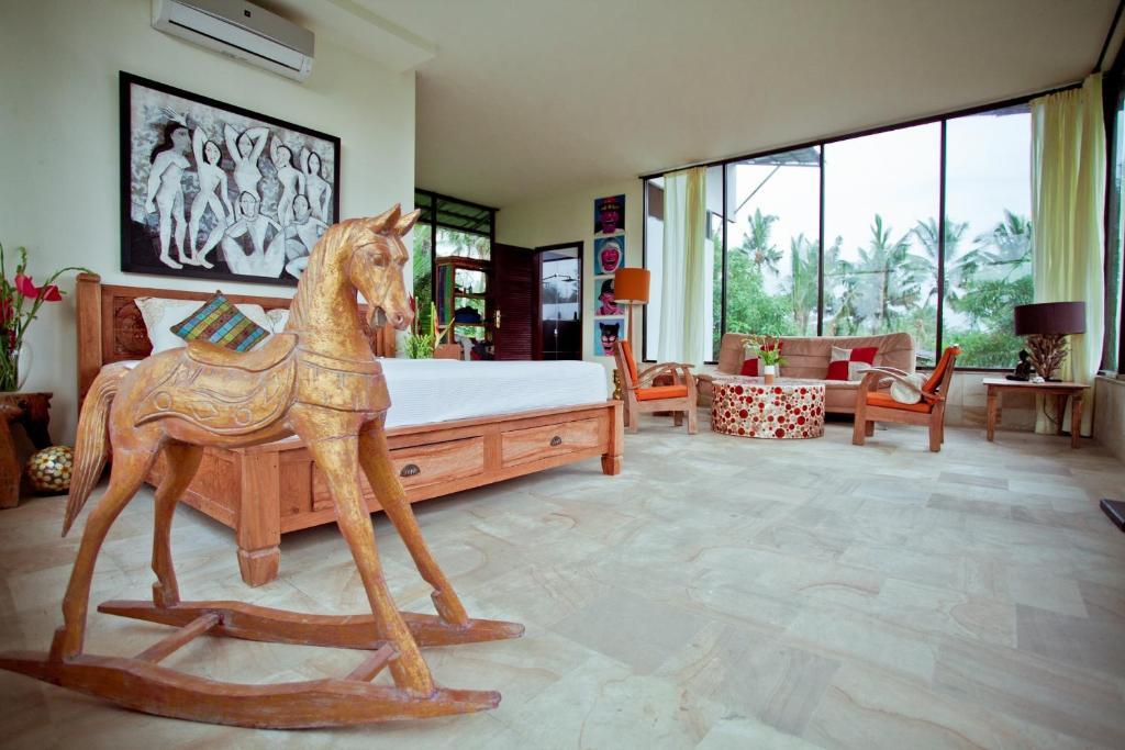 Resort Indigo Tree