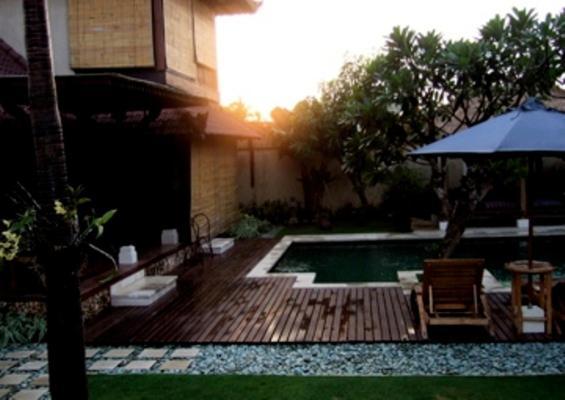 Villa Kampung Kecil Seminyak * BALI