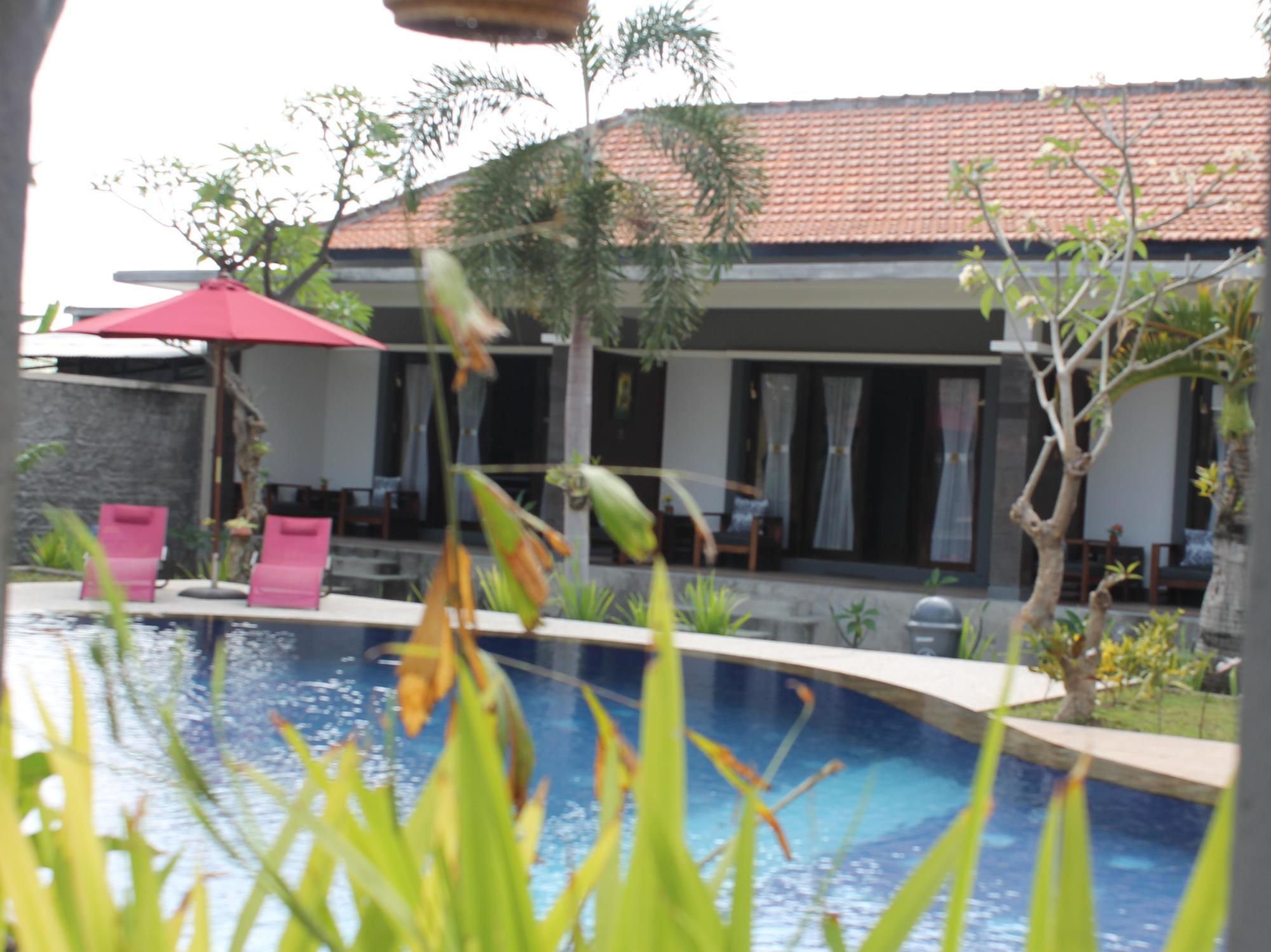 Prabhu Lovina (Bali)