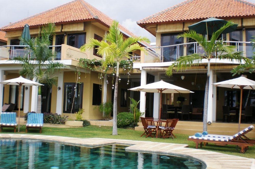 Dolphin Bali Holiday park 3*