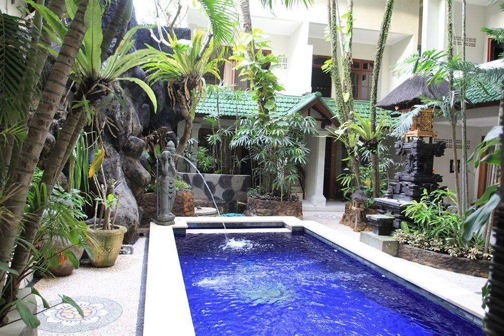 Sus Beach Cottages 1 3* BALI