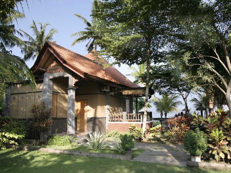 Holiday park Nugraha Seaview & Lovina (Bali)