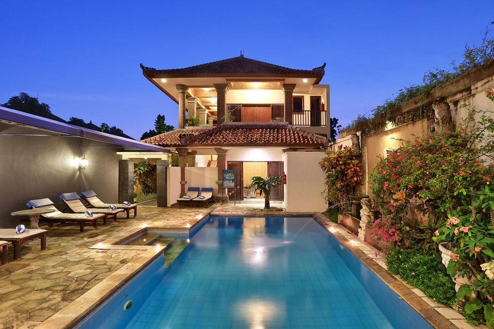 The Batu Belig & Hotel Seminyak (Bali)