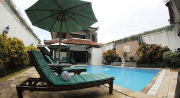 The Batu Belig & Hotel Seminyak (Bali)