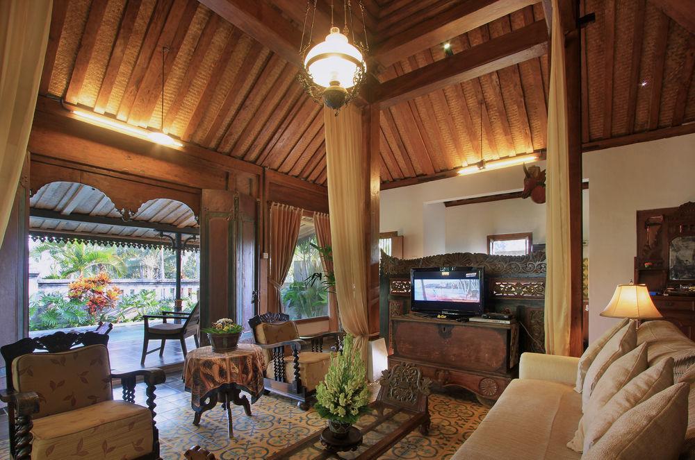 Syailendra Villa