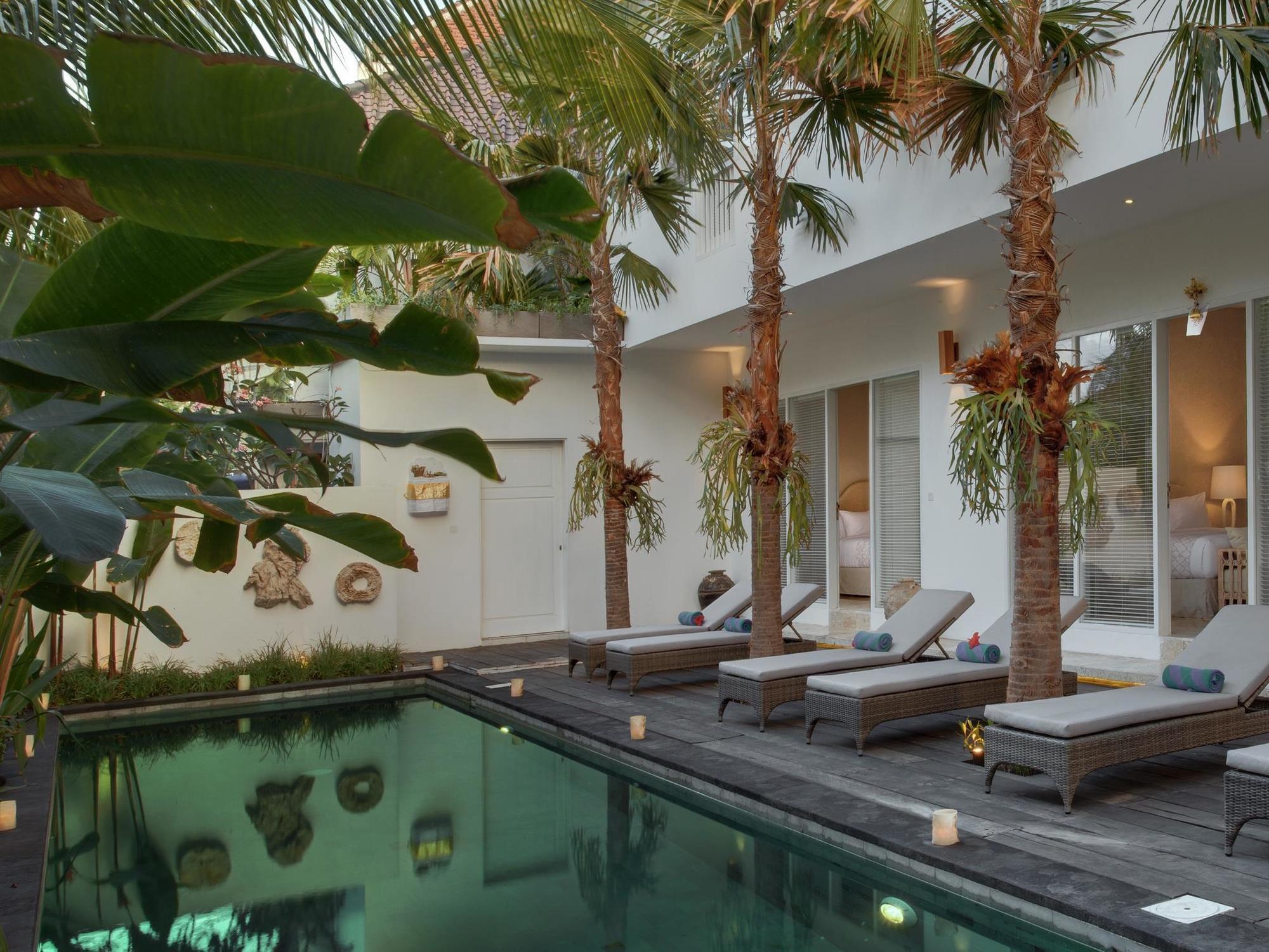 & Vespa 4 Guest house 3*